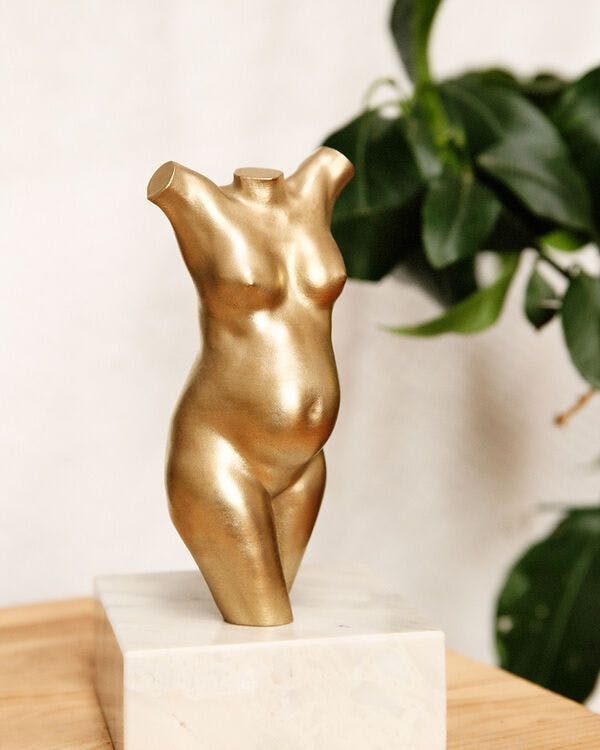pregnancy sculpture madonna brass look