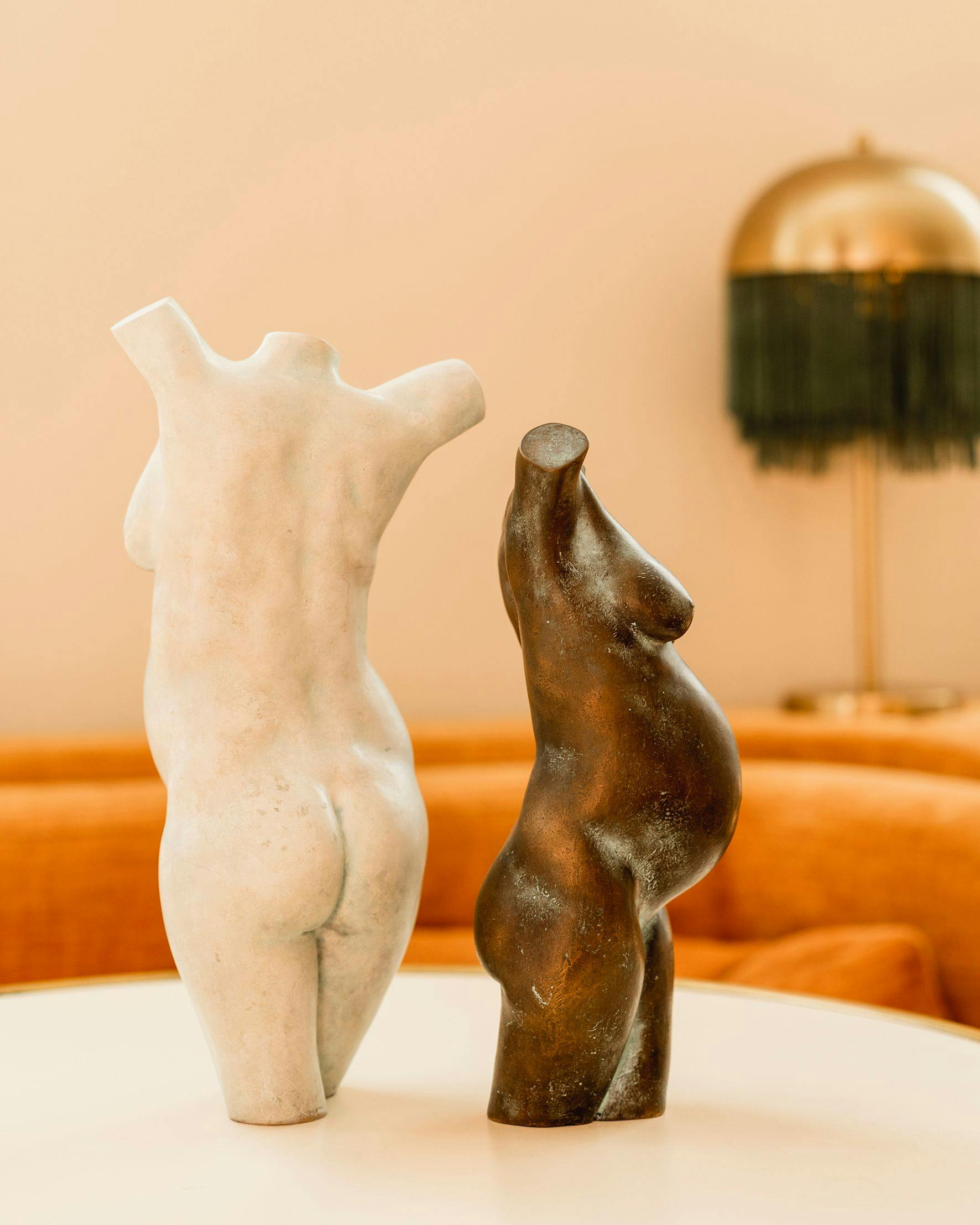 schwangere skulptur Gips-Look
